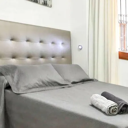Apartament Charming In Arona, 22 Sqm - Garden View *